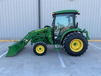 Main image John Deere 4066R