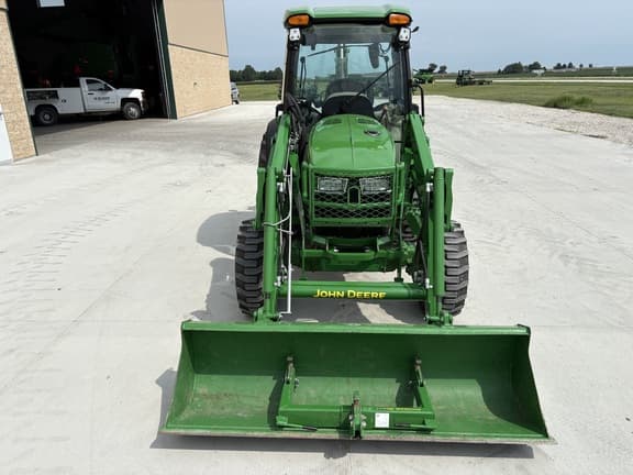 Image of John Deere 4075R equipment image 1