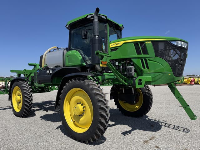 Image of John Deere 408R equipment image 4