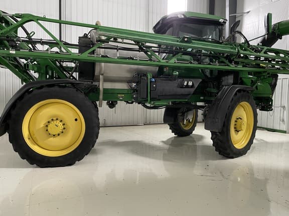 Image of John Deere 410R Primary image