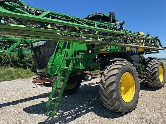 Image of John Deere 410R Primary image