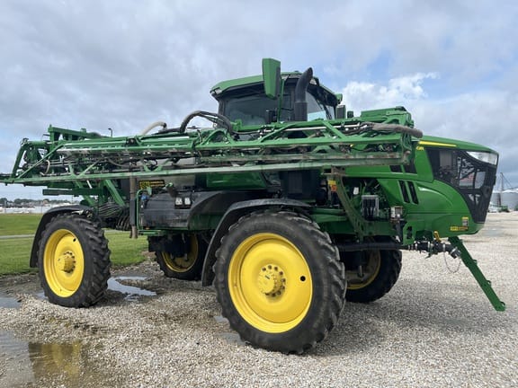 2023 John Deere 410R Equipment Image0