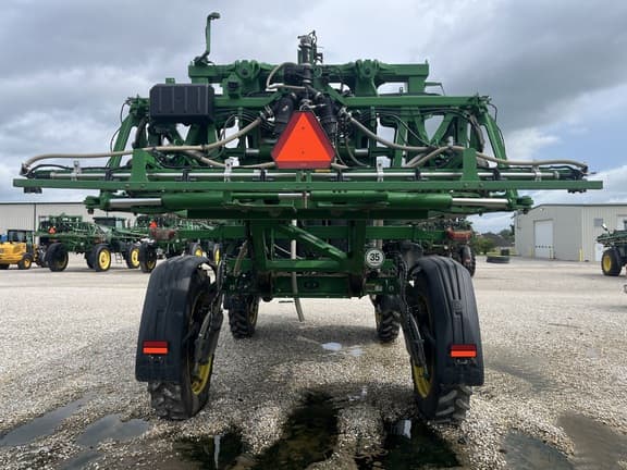 Image of John Deere 410R equipment image 4