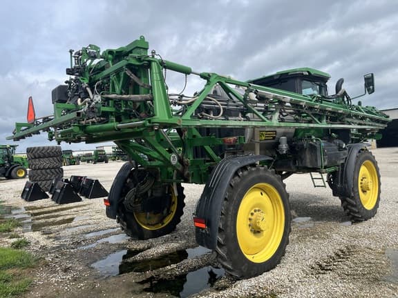 Image of John Deere 410R equipment image 3