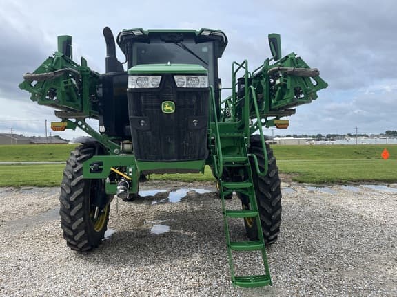 Image of John Deere 410R equipment image 1