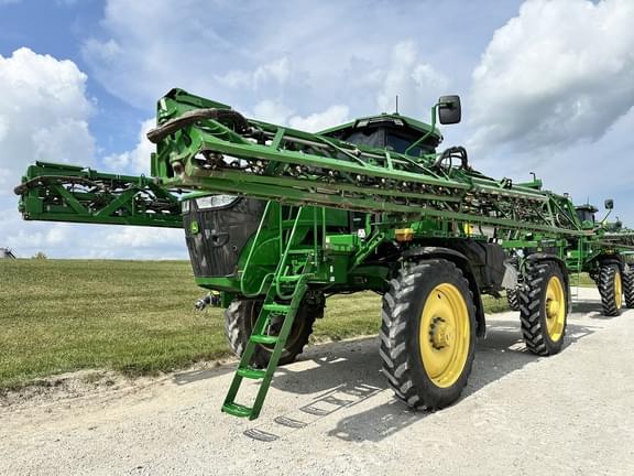 Image of John Deere 410R Primary image