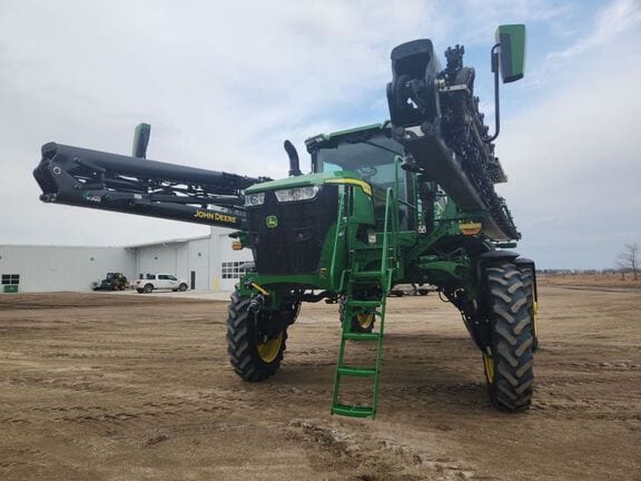 2023 John Deere 410R Equipment Image0