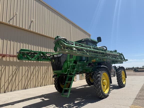 Image of John Deere 412R equipment image 1