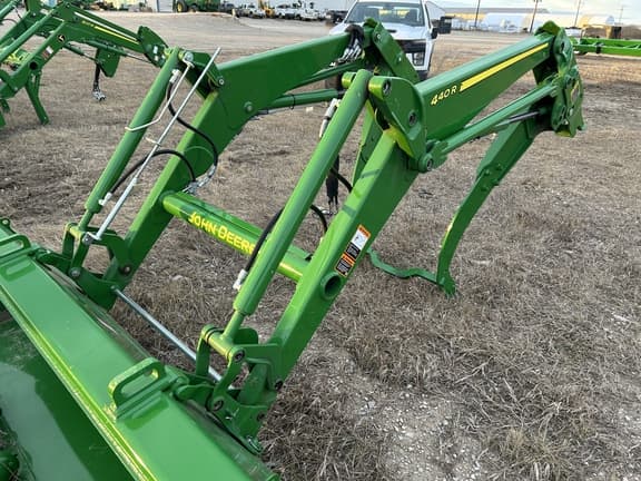 Image of John Deere 440R equipment image 3