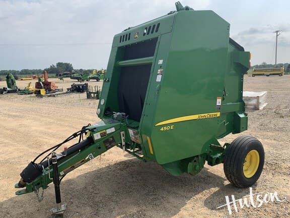 Image of John Deere 450E equipment image 4