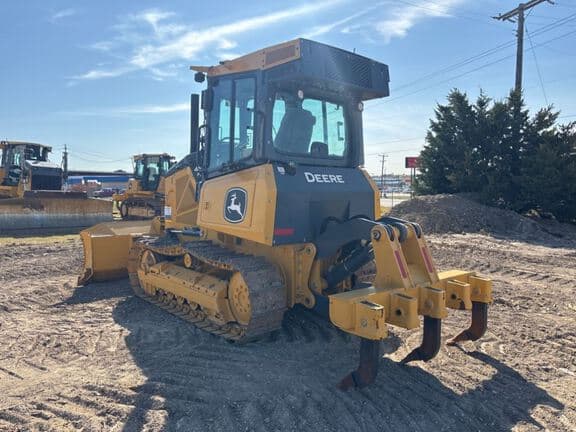 Image of John Deere 450P equipment image 2