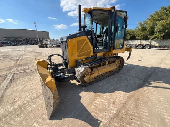 Image of John Deere 450P Primary image