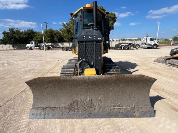 Image of John Deere 450P equipment image 1