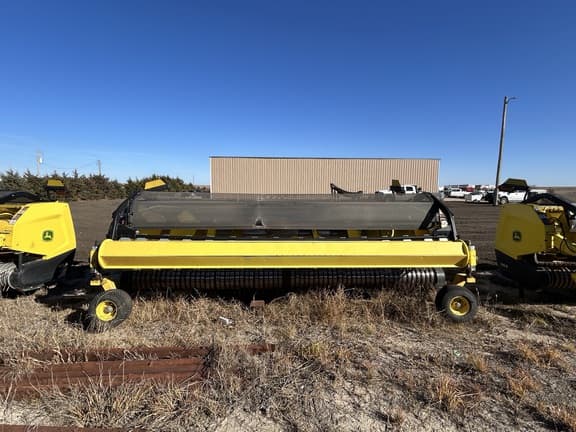 Image of John Deere 46R equipment image 4