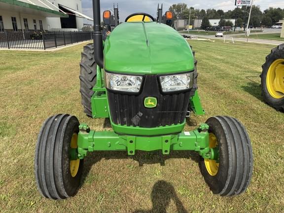 Image of John Deere 5050E equipment image 1