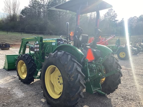 Image of John Deere 5050E equipment image 4