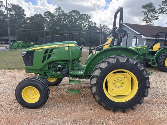 2023 John Deere 5050E Equipment Image0