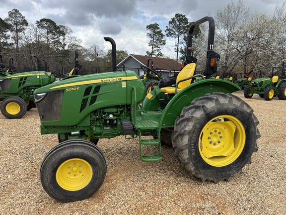 2023 John Deere 5050E Equipment Image0