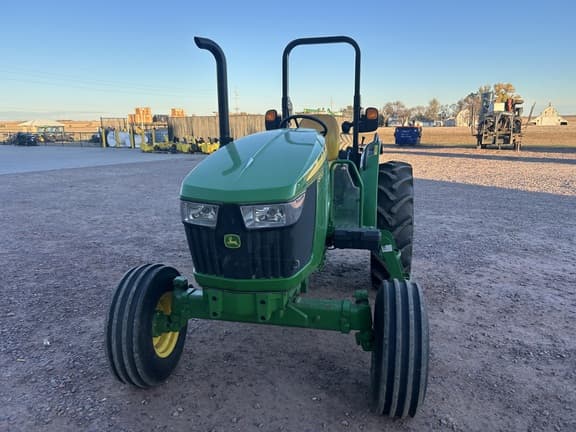 Image of John Deere 5050E equipment image 2