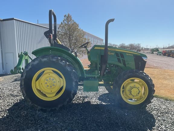 Image of John Deere 5050E equipment image 2