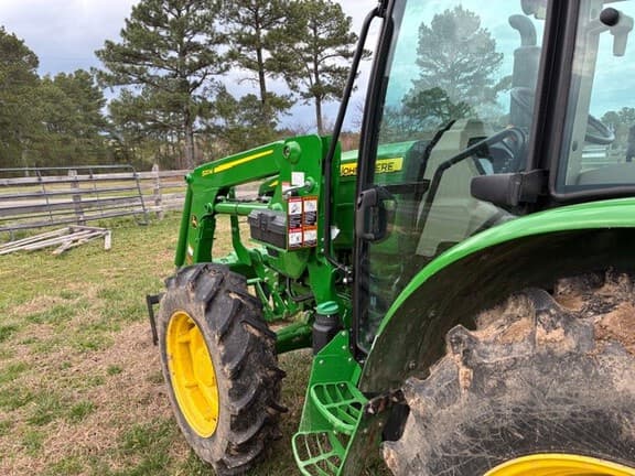 Image of John Deere 5060E Primary image