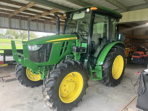 Image of John Deere 5060E Primary image