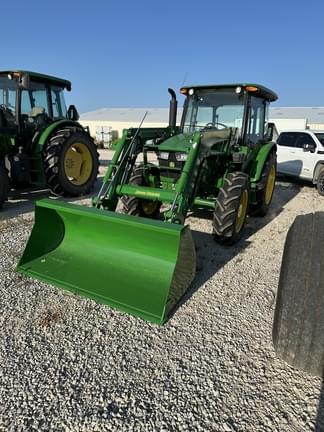 Image of John Deere 5067E equipment image 1