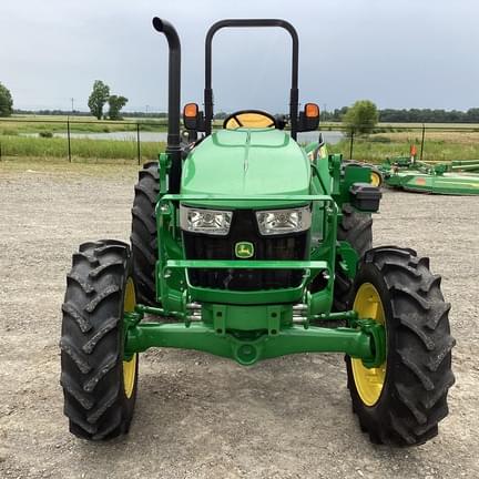 Image of John Deere 5067E Primary image