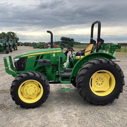 Image of John Deere 5067E equipment image 1