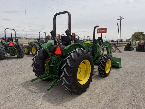 Image of John Deere 5067E equipment image 4