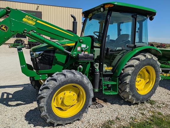 Image of John Deere 5067E equipment image 1
