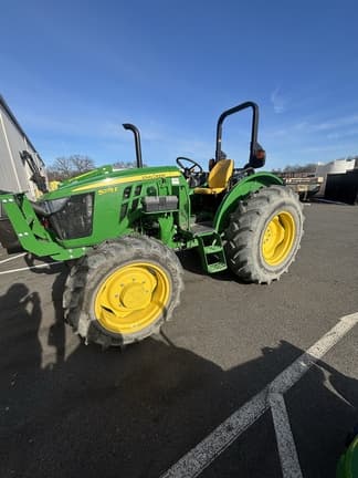 Image of John Deere 5075E Primary image