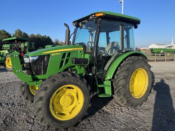 2023 John Deere 5075E Equipment Image0