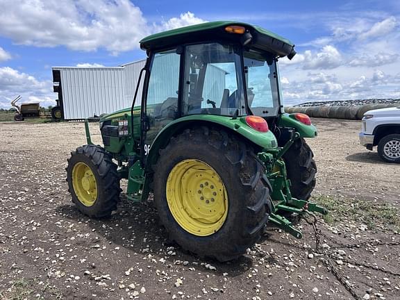 Image of John Deere 5075E equipment image 3