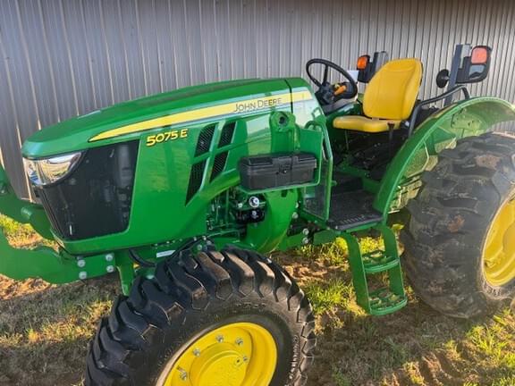 Image of John Deere 5075E Primary image