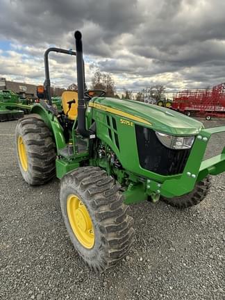 Image of John Deere 5075E equipment image 3