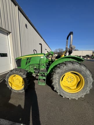 Image of John Deere 5075E Primary image