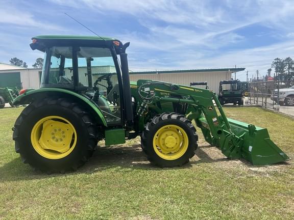 Image of John Deere 5075E equipment image 4