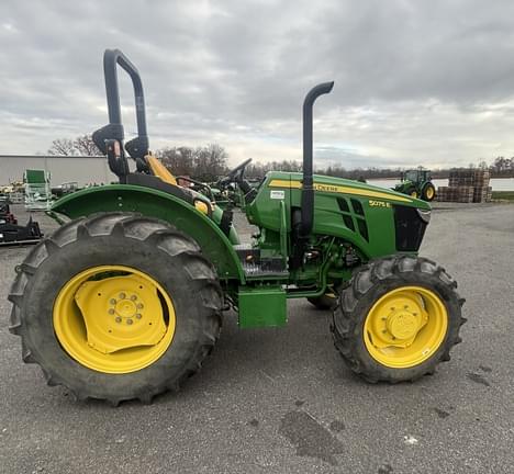 Image of John Deere 5075E equipment image 1
