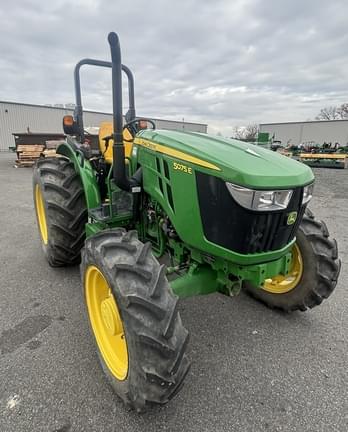 Image of John Deere 5075E equipment image 3