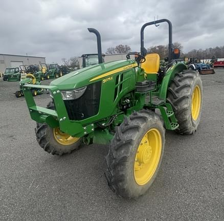 Image of John Deere 5075E equipment image 2