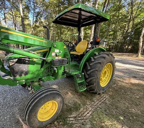 Image of John Deere 5075E Image 0