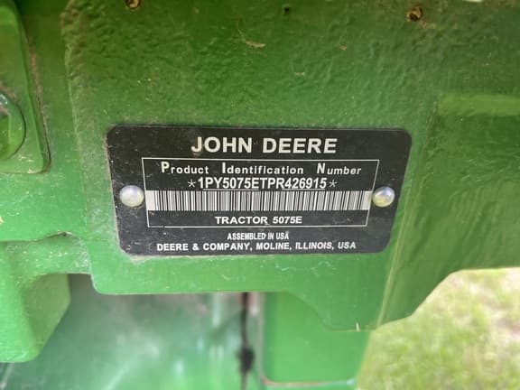 Image of John Deere 5075E equipment image 1