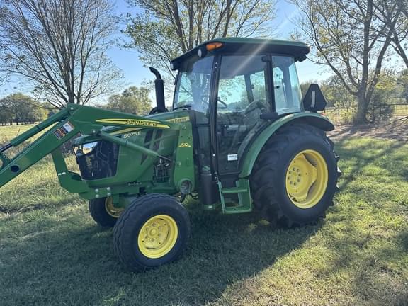 Image of John Deere 5075E equipment image 3