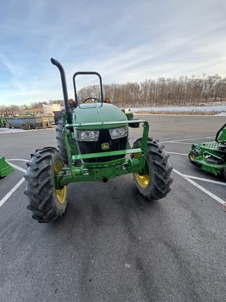 Image of John Deere 5075E equipment image 1