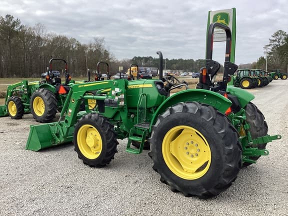 Image of John Deere 5075E equipment image 4