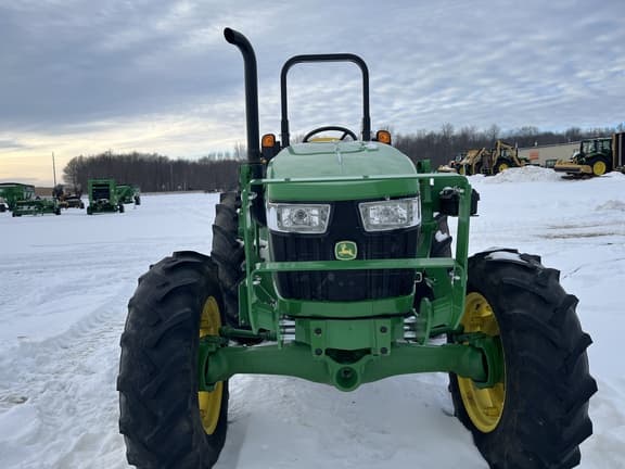 Image of John Deere 5075E equipment image 2