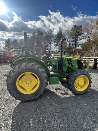 Main image John Deere 5075E