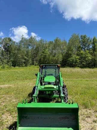 Image of John Deere 5075E equipment image 2