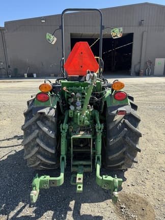 Image of John Deere 5075GL equipment image 3